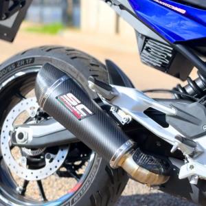 Escape Conic carbono BMW F900R unidad de pruebas